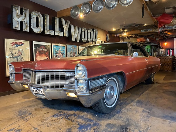 Cadillac Deville