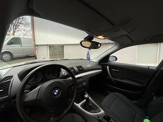 BMW 118d 5 of 5