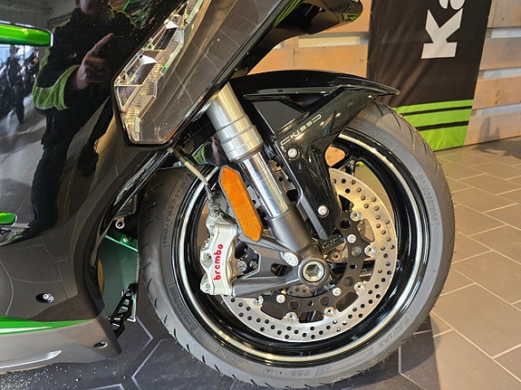 Kawasaki Ninja H2 SXSE Tourer KAMPANJ 5 of 8