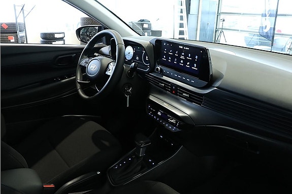 Hyundai i20 12 of 17