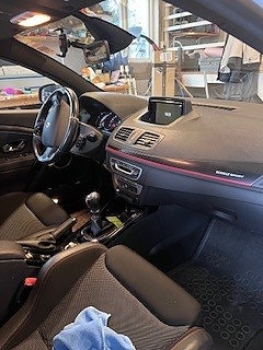 Renault Megane III 3 of 5