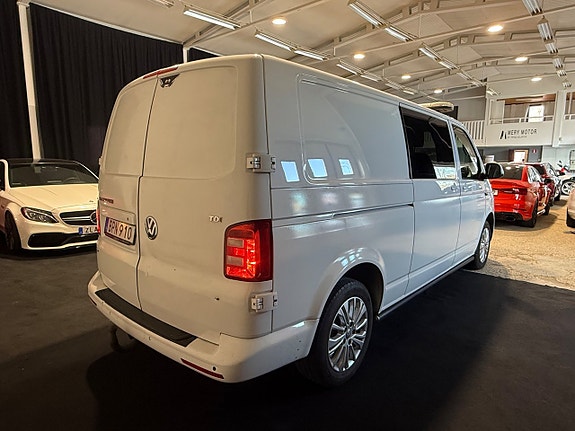 Volkswagen Transporter 4 of 5