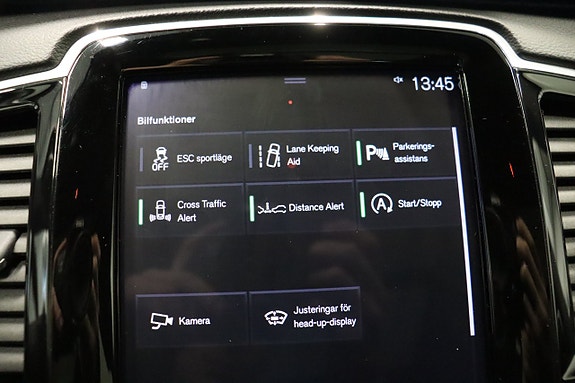 Volvo XC90 27 of 30