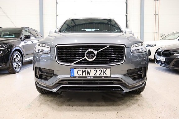 Volvo XC90 3 of 30