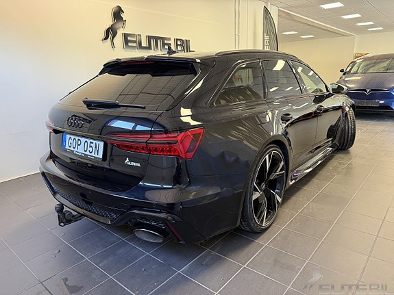 Audi RS6 2 of 19