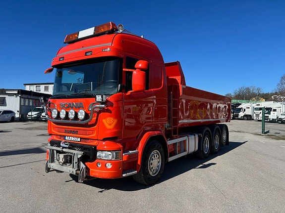 Scania R520 V8 8x4*4 Tridem Tippbil, Plogutrustad