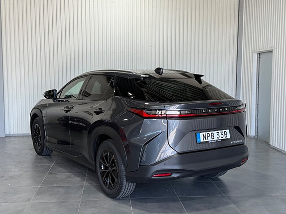 Lexus RZ350e 6 of 28