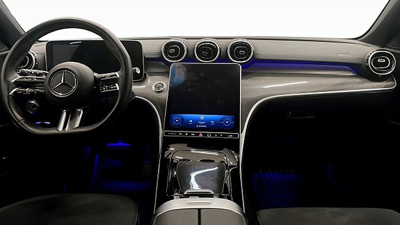 Mercedes-Benz C300 e 4 of 5