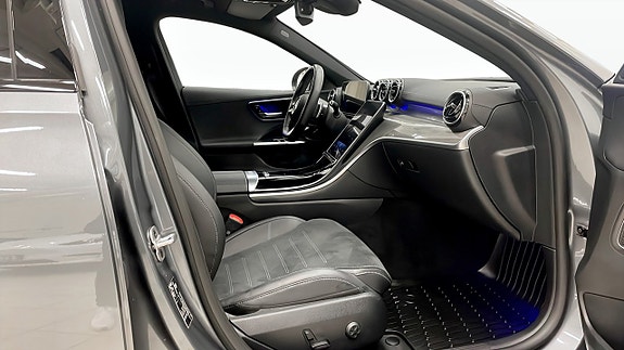 Mercedes-Benz C300 e 3 of 5