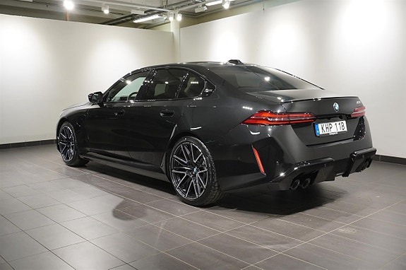 BMW M5 4 of 20