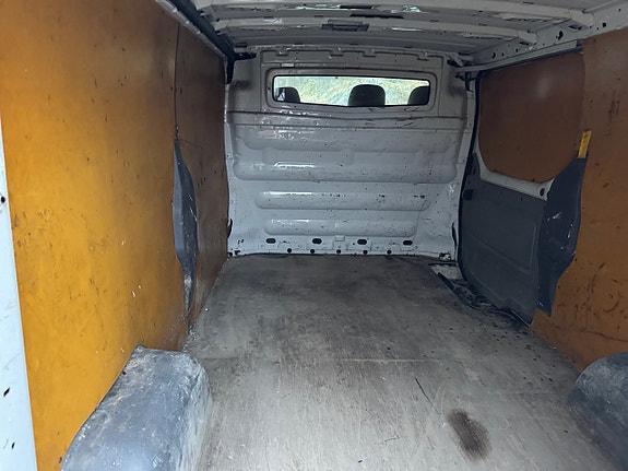 Renault Trafic 7 of 7