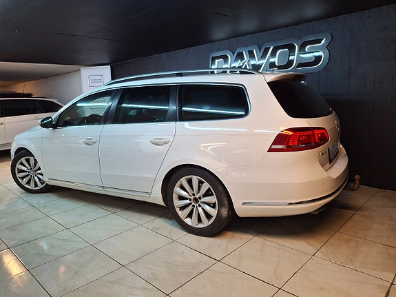 Volkswagen Passat 3 of 5