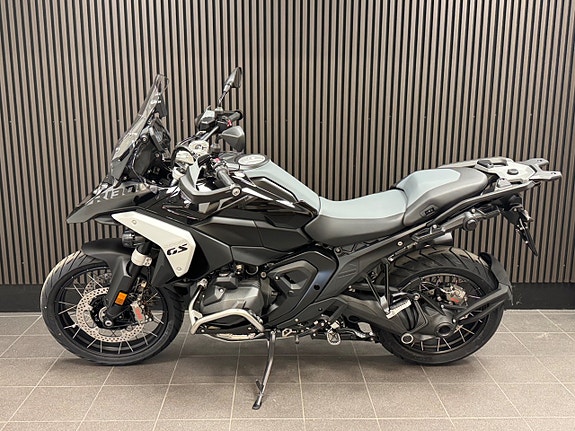 BMW R1300GS 4 of 5