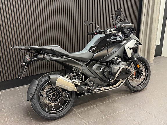 BMW R1300GS 3 of 5