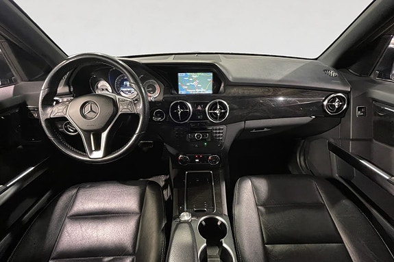 Mercedes-Benz GLK220 11 of 17