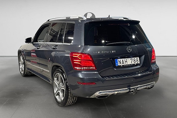 Mercedes-Benz GLK220 5 of 5