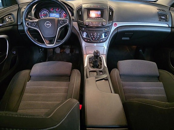 Opel Insignia 8 of 10