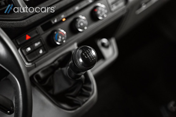 Volkswagen Crafter 30 of 30