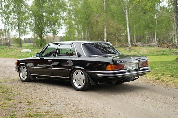 Mercedes-Benz 280 S 5 of 13