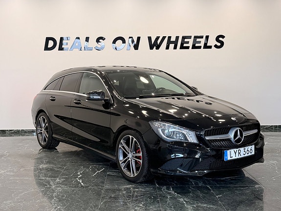Mercedes-Benz CLA200 3 of 5
