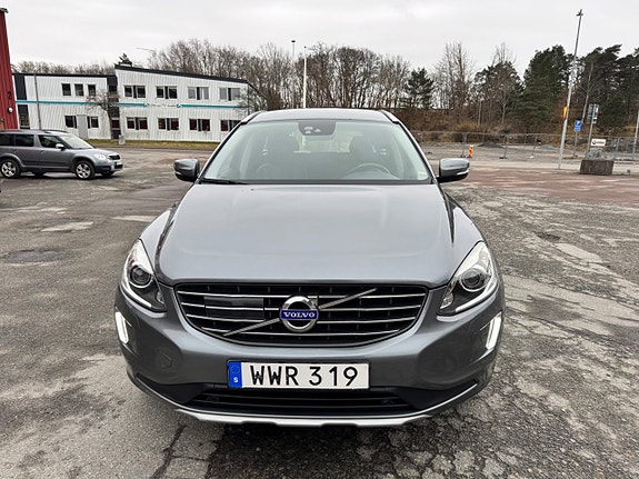 Volvo XC60 22 of 24