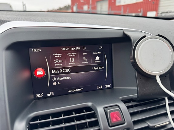 Volvo XC60 9 of 24