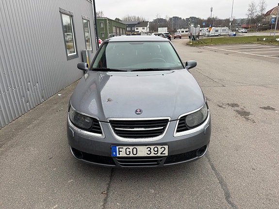 Saab 9-5 4 of 5