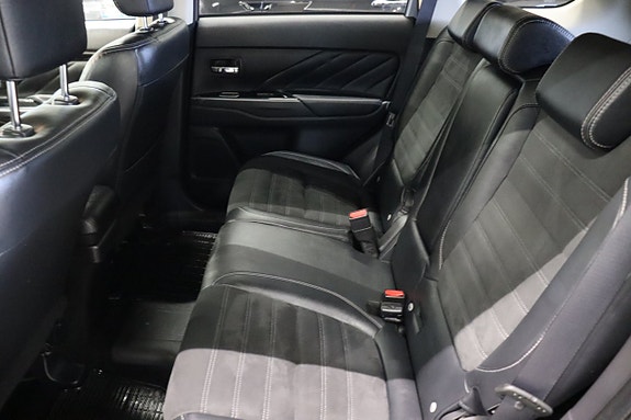 Mitsubishi Outlander 11 of 23