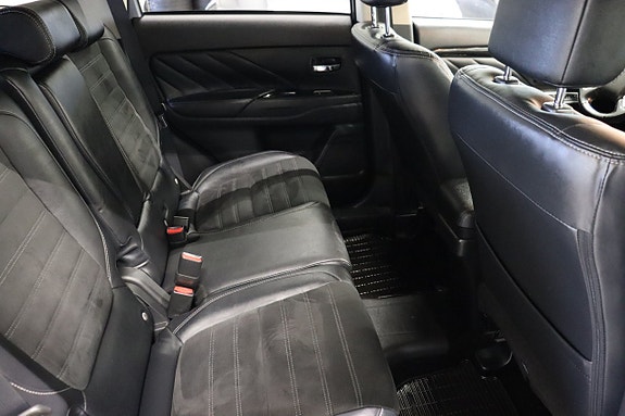 Mitsubishi Outlander 10 of 23