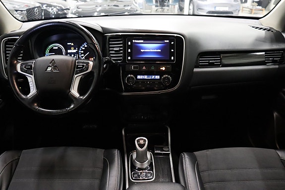 Mitsubishi Outlander 14 of 23