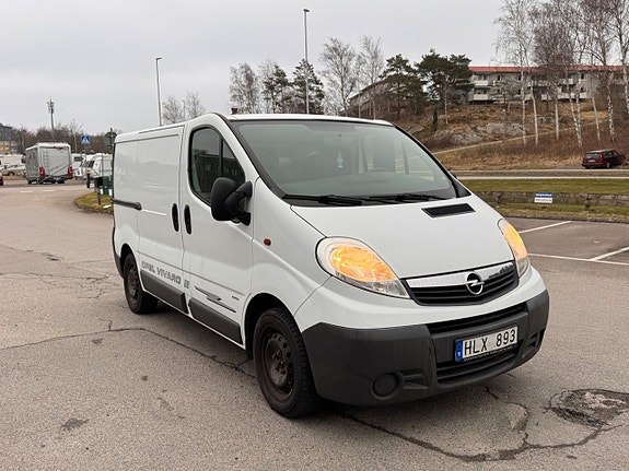 Opel Vivaro 4 of 5