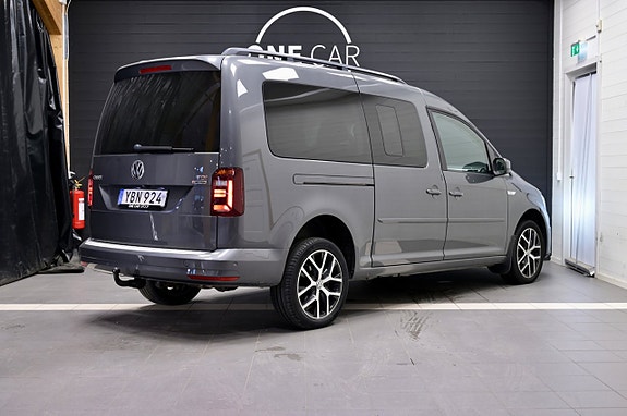Volkswagen Caddy Maxi 4 of 5