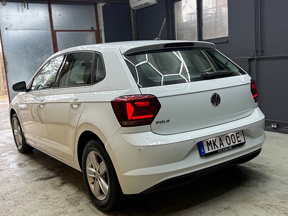 Volkswagen Polo 3 of 5
