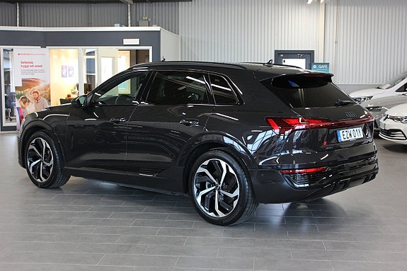 Audi Q8 23 of 25