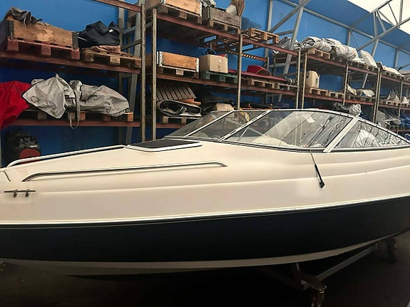 Amerikansk dc båt ca 20 fot & Volvo penta 5.0L -1994 4 of 8