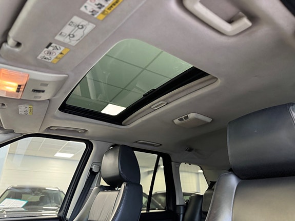 Land Rover Range Rover Sport 15 of 21