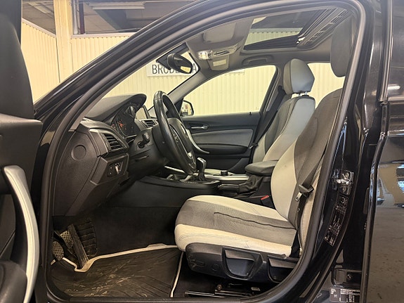 BMW 120d 5 of 5