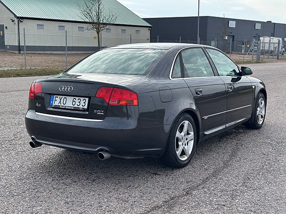 Audi A4 4 of 5