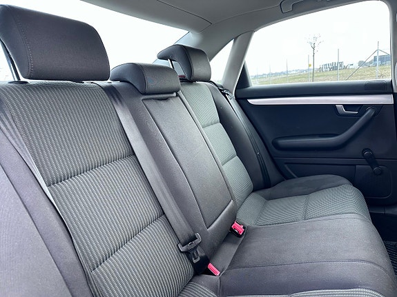 Audi A4 7 of 18