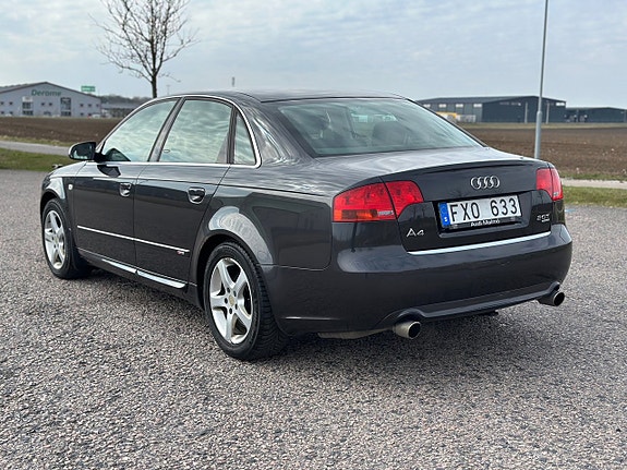 Audi A4 6 of 18