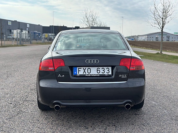 Audi A4 5 of 5
