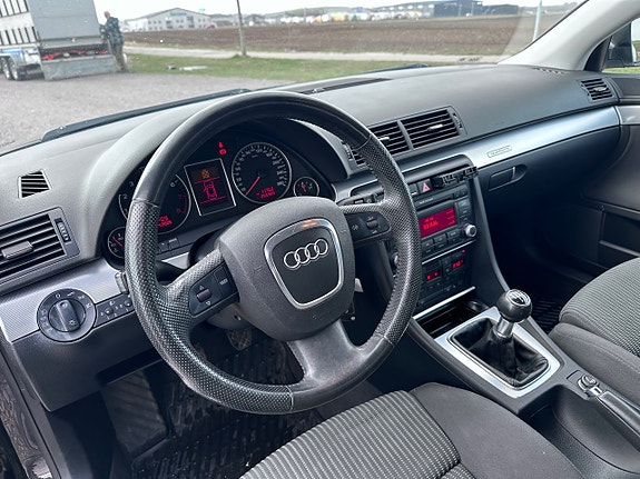 Audi A4 11 of 18