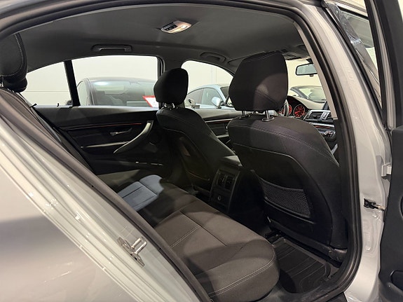 BMW 320 19 of 20