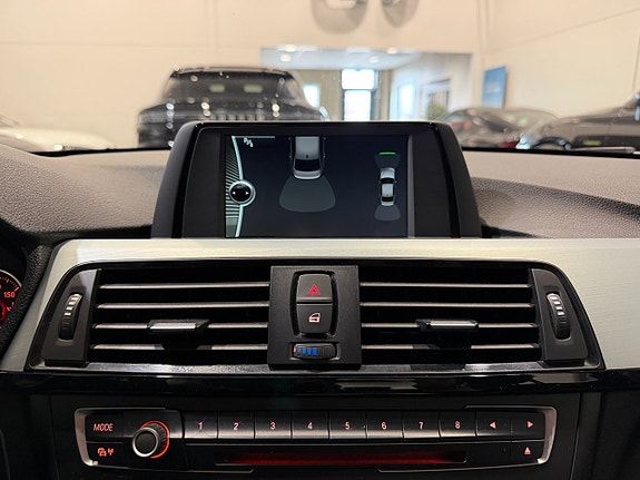 BMW 320 16 of 20