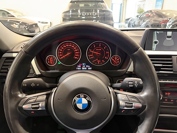BMW 320 12 of 20