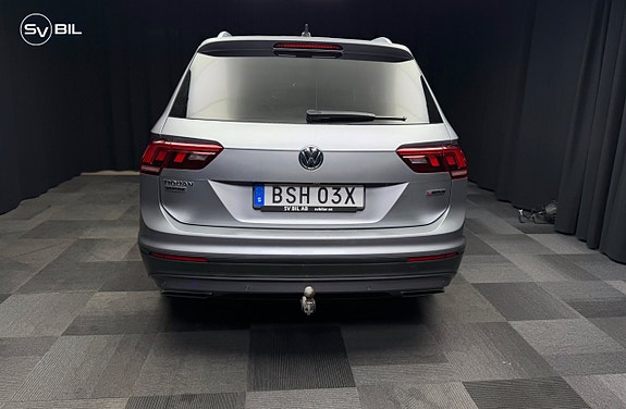 Volkswagen Tiguan Allspace 6 of 30