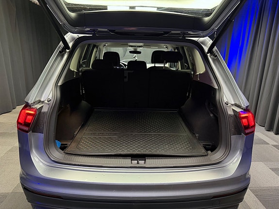 Volkswagen Tiguan Allspace 19 of 30