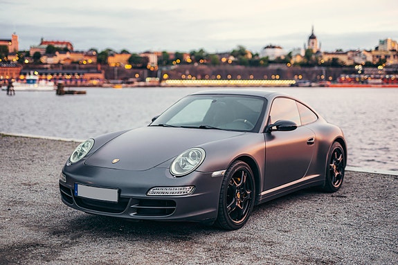 Porsche 911 2 of 14