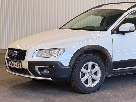 Volvo XC70 4 of 5