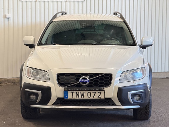 Volvo XC70 3 of 5